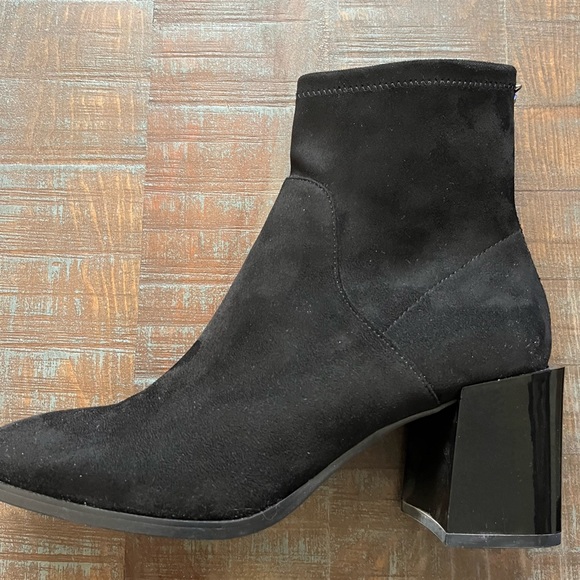 Booties - Picture 5 of 7